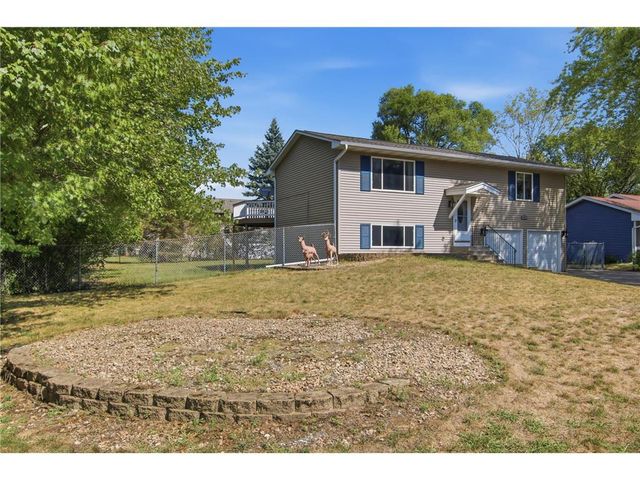 4061 99th Avenue, Blaine, MN 55014