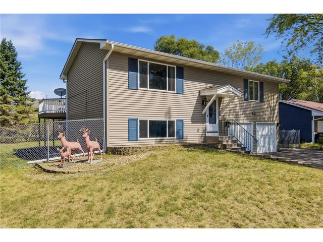 4061 99th Avenue, Blaine, MN 55014