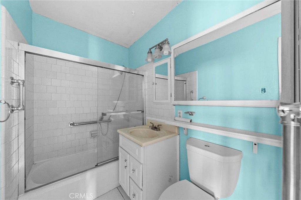 Image 25 of property listing at 856 Via Bernardo, Corona, CA 92882