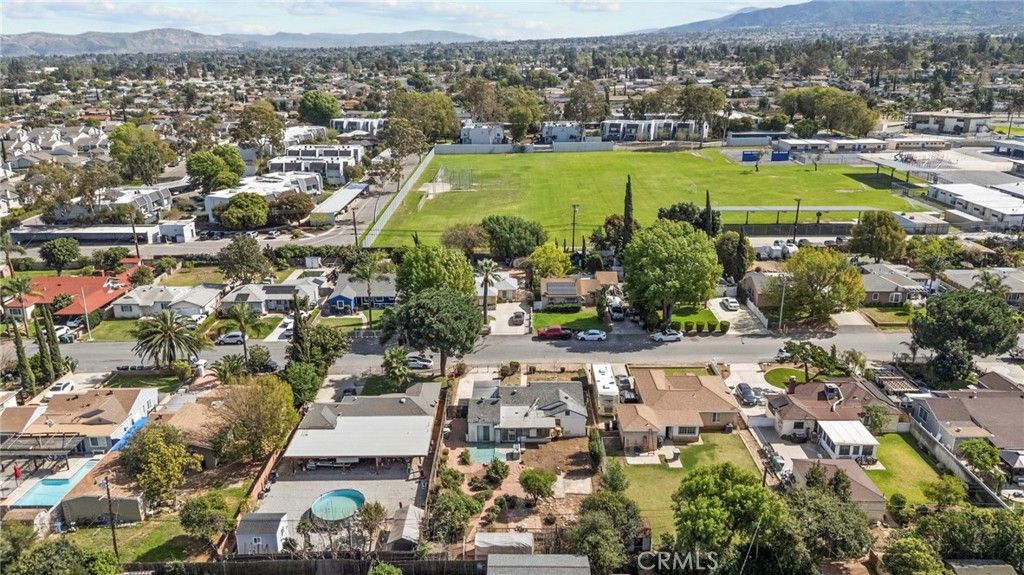 Image 31 of property listing at 856 Via Bernardo, Corona, CA 92882