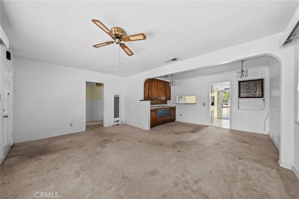 Image 7 of property listing at 856 Via Bernardo, Corona, CA 92882
