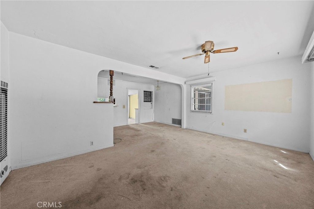 Image 9 of property listing at 856 Via Bernardo, Corona, CA 92882