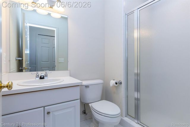 29401 Windmill Court, Farmington Hills, MI 48334