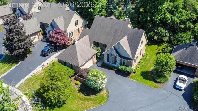 29401 Windmill Court, Farmington Hills, MI 48334