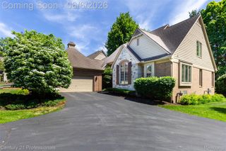 29401 Windmill Court, Farmington Hills, MI 48334