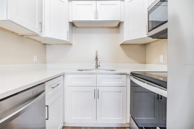 6740 CARNELIAN AVENUE, New Port Richey, FL 34653