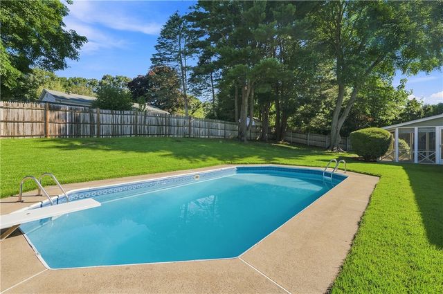 31 Monica Drive, Cumberland, RI 02864