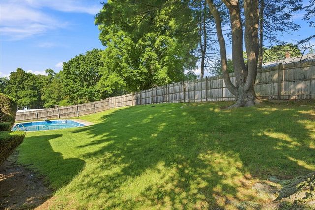 31 Monica Drive, Cumberland, RI 02864
