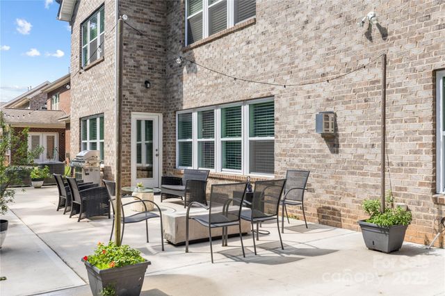 8828 Newbury Grove Street, Charlotte, NC 28277