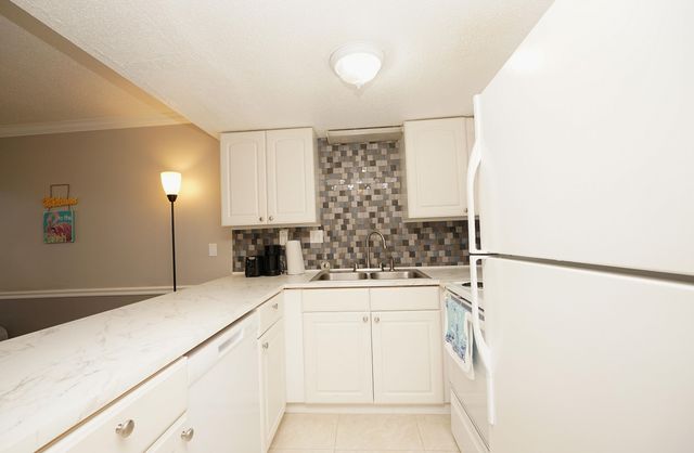 308 SW Miracle Strip Parkway, UNIT 7D, Fort Walton Beach, FL 32548