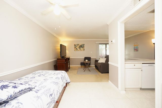 308 SW Miracle Strip Parkway, UNIT 7D, Fort Walton Beach, FL 32548