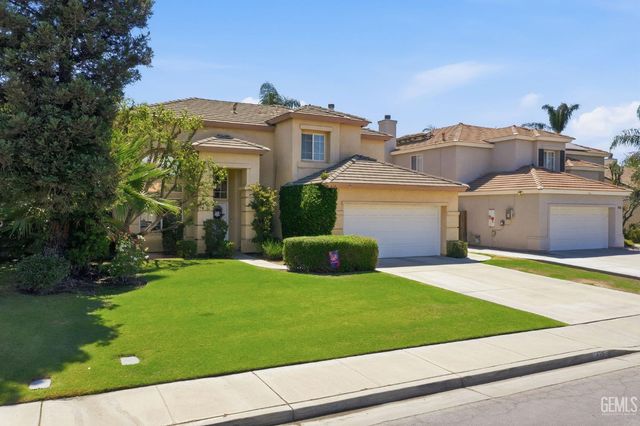 412 Lewisham Street, Bakersfield, CA 93311