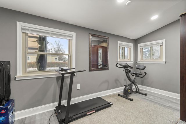 4221 Campbell Street, Dearborn Heights, MI 48125