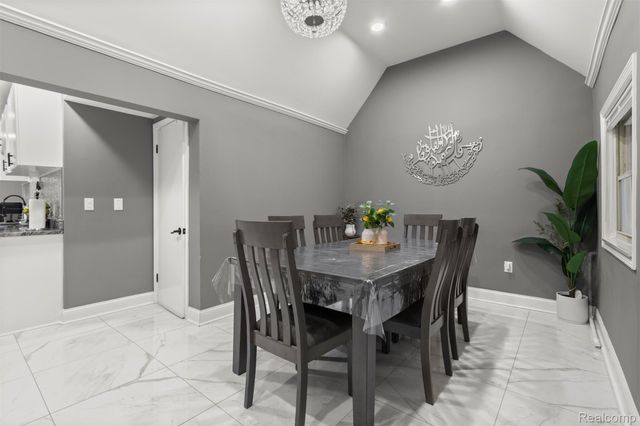 4221 Campbell Street, Dearborn Heights, MI 48125