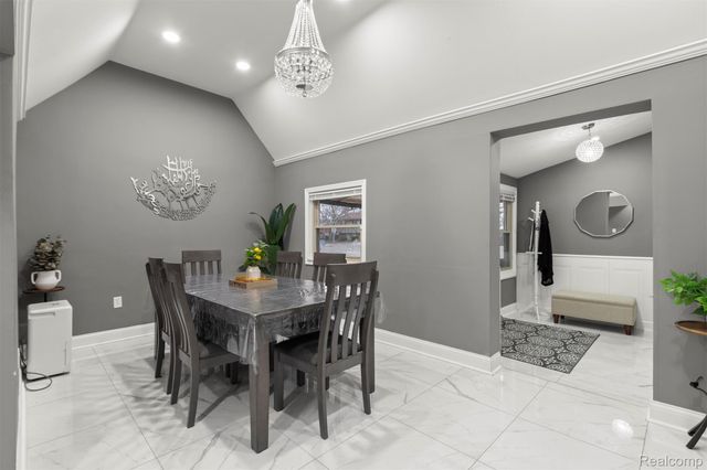 4221 Campbell Street, Dearborn Heights, MI 48125