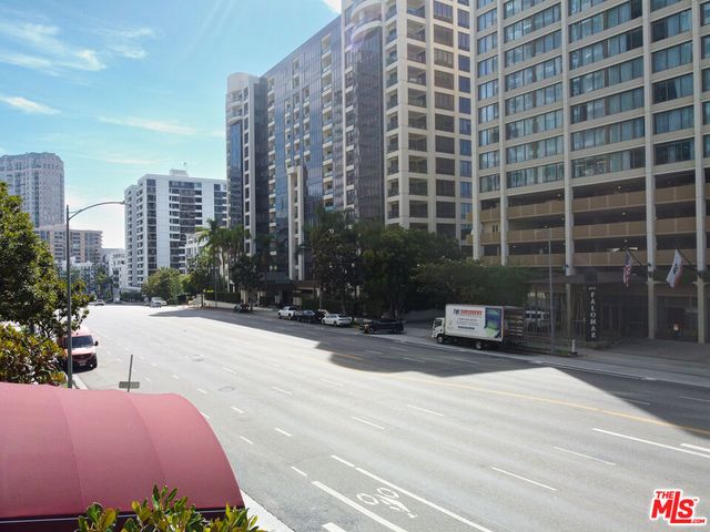 10747 Wilshire Boulevard PH4, Los Angeles, CA 90024