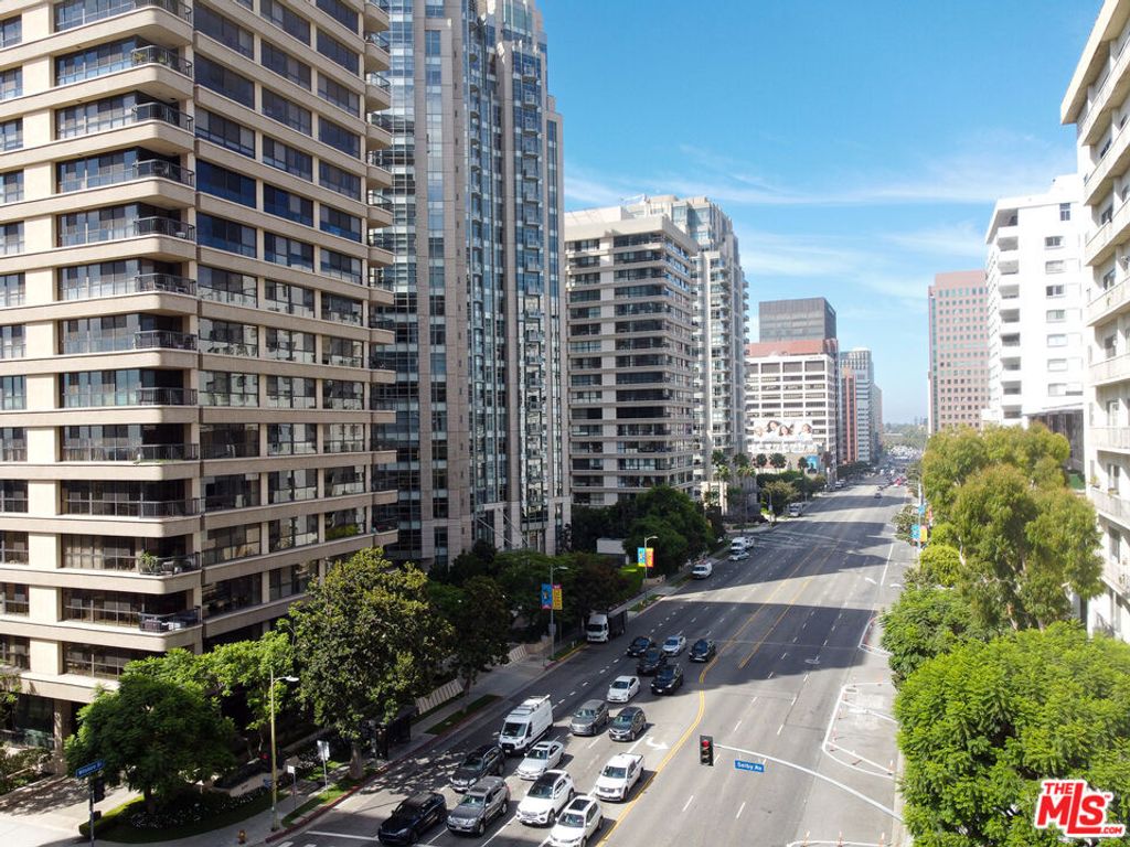 10747 Wilshire Boulevard PH4, Los Angeles, CA 90024
