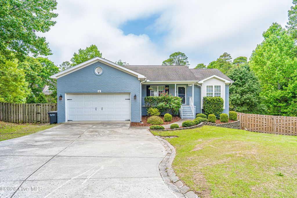 4 Sawmill Court, Pinehurst, NC 28374