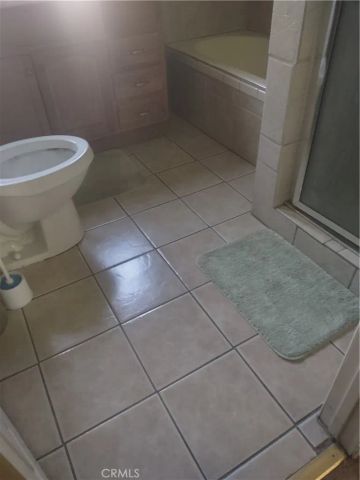 1449 W 81st Street, Los Angeles, CA 90047