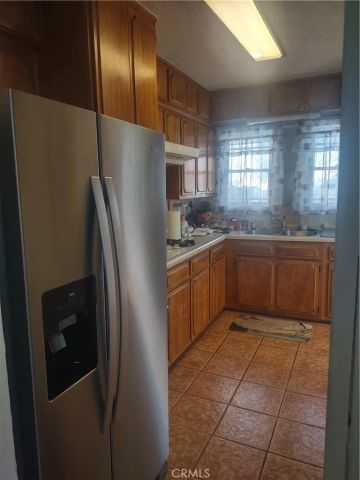 1449 W 81st Street, Los Angeles, CA 90047