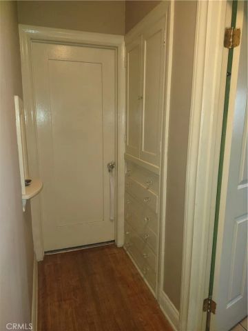 1449 W 81st Street, Los Angeles, CA 90047