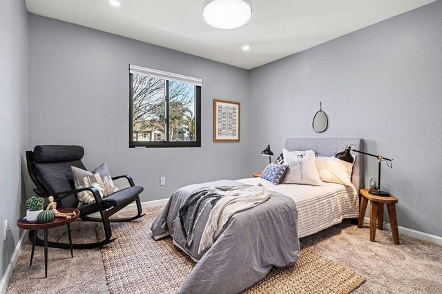 2013 Hedge Avenue, Brentwood, CA 94513