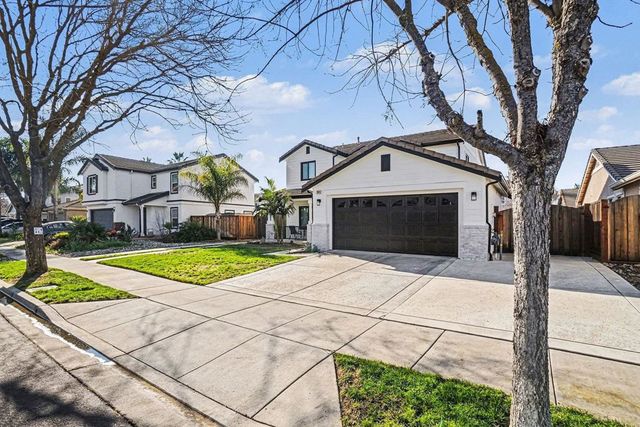 2013 Hedge Avenue, Brentwood, CA 94513