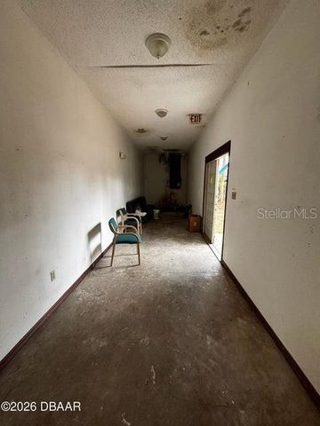 227 W VOORHIS AVENUE, Deland, FL 32720