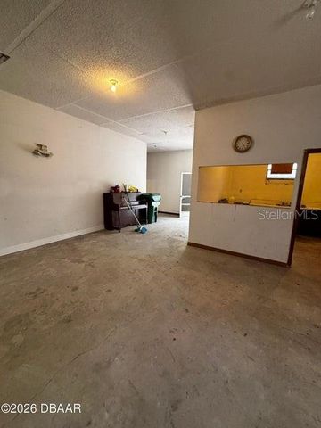 227 W VOORHIS AVENUE, Deland, FL 32720