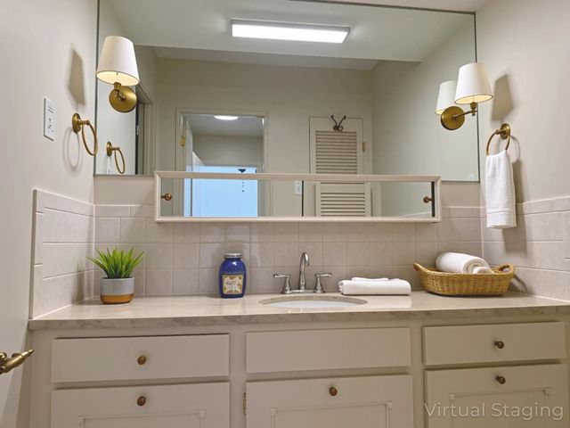 455 S Perkins Rd Apt 3, Memphis, TN 38117