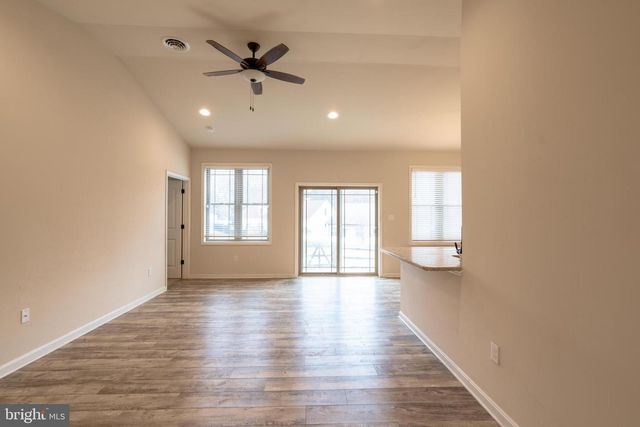 813 S CHURCH ST, Waynesboro, PA 17268