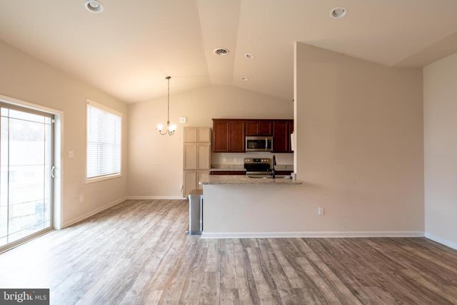 813 S CHURCH ST, Waynesboro, PA 17268