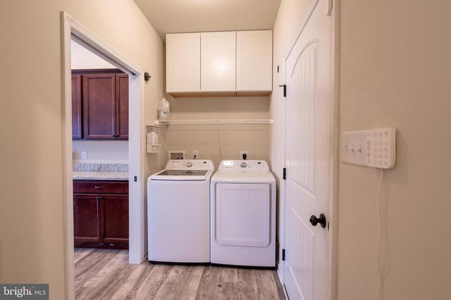 813 S CHURCH ST, Waynesboro, PA 17268