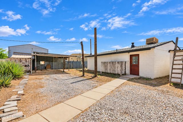 613 San Ysidro Road, Las Cruces, NM 88007