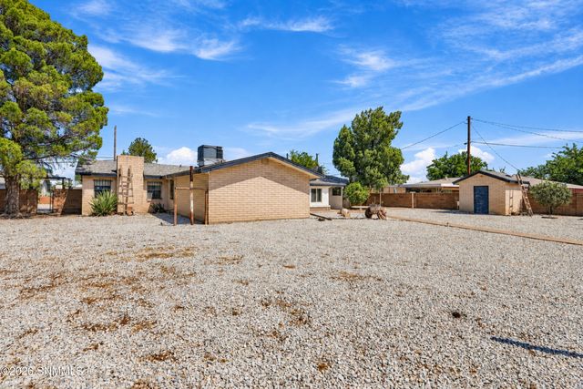 613 San Ysidro Road, Las Cruces, NM 88007