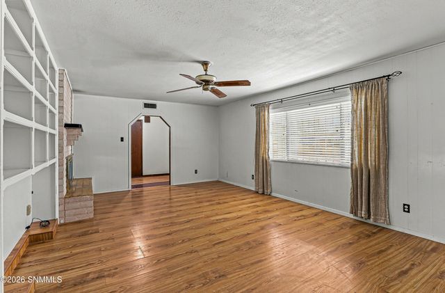 613 San Ysidro Road, Las Cruces, NM 88007