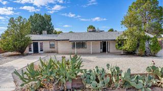 613 San Ysidro Road, Las Cruces, NM 88007