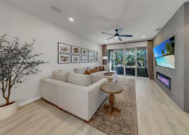 7206 PARADISO DRIVE, Apollo Beach, FL 33572