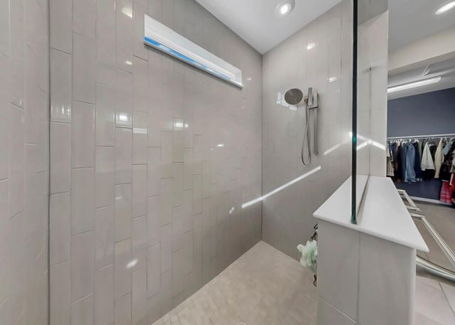 7206 PARADISO DRIVE, Apollo Beach, FL 33572