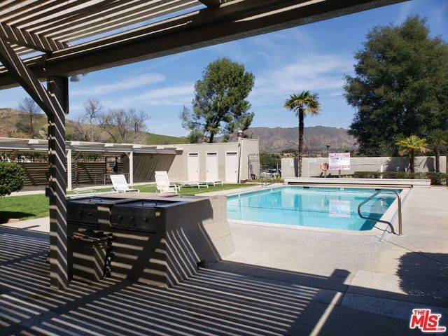 30473 Mulholland Highway 164, Agoura Hills, CA 91301