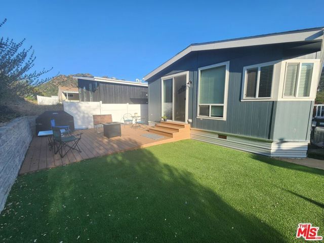 30473 Mulholland Highway 164, Agoura Hills, CA 91301