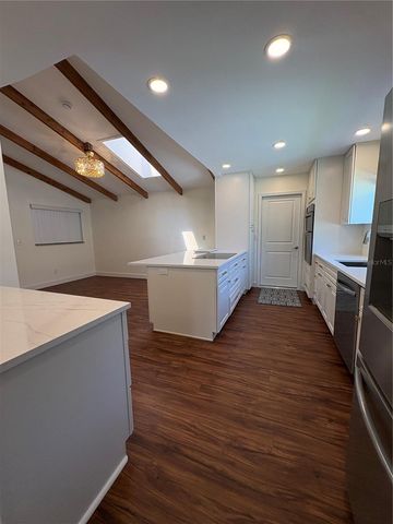 8434 BOXWOOD DRIVE, Tampa, FL 33615