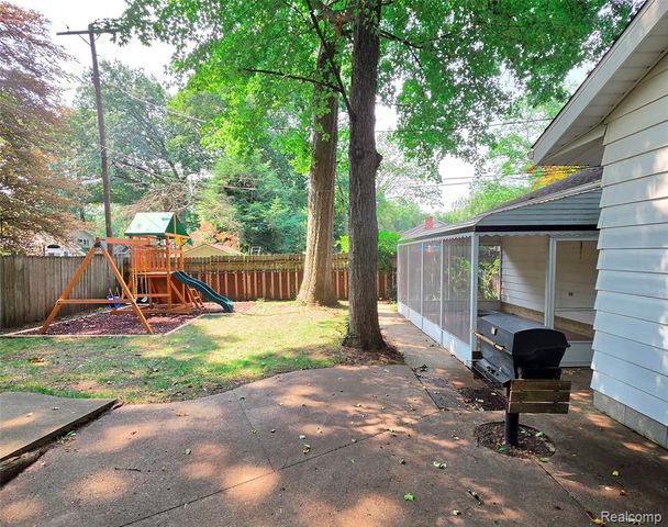 3112 Monticello Drive, Port Huron, MI 48060