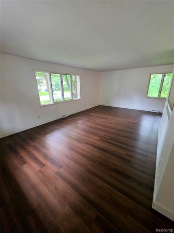 3112 Monticello Drive, Port Huron, MI 48060