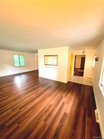 3112 Monticello Drive, Port Huron, MI 48060