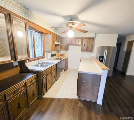 3112 Monticello Drive, Port Huron, MI 48060