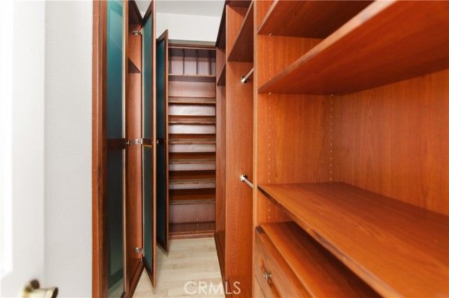 5310 Zelzah, Encino (los Angeles), CA 91316