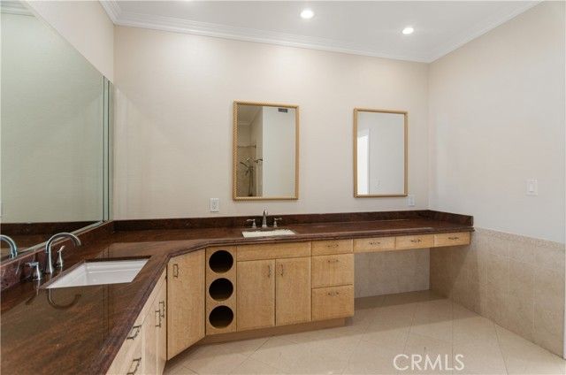 5310 Zelzah, Encino (los Angeles), CA 91316