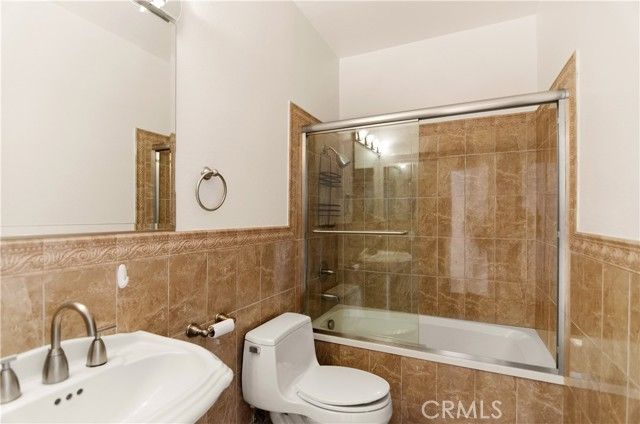 5310 Zelzah, Encino (los Angeles), CA 91316