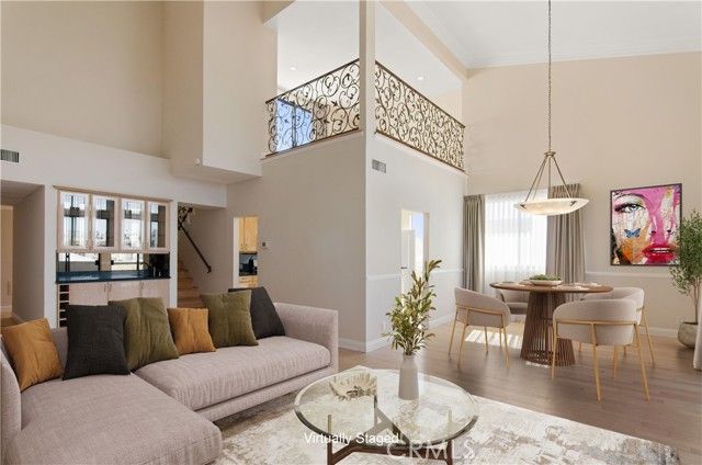 5310 Zelzah, Encino (los Angeles), CA 91316